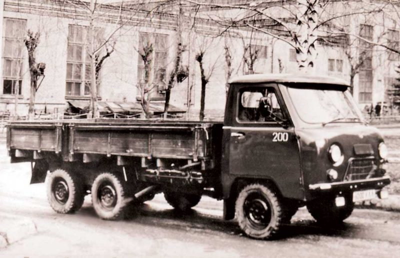 UAZ-452.jpg